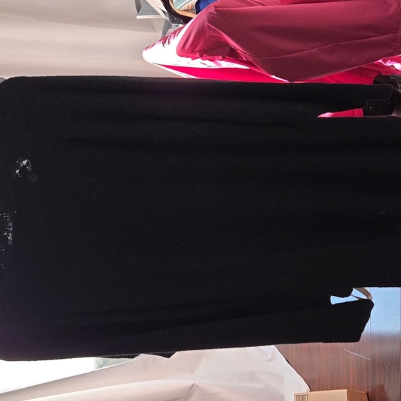 Cozy Black Sweater - Picture 6 of 6